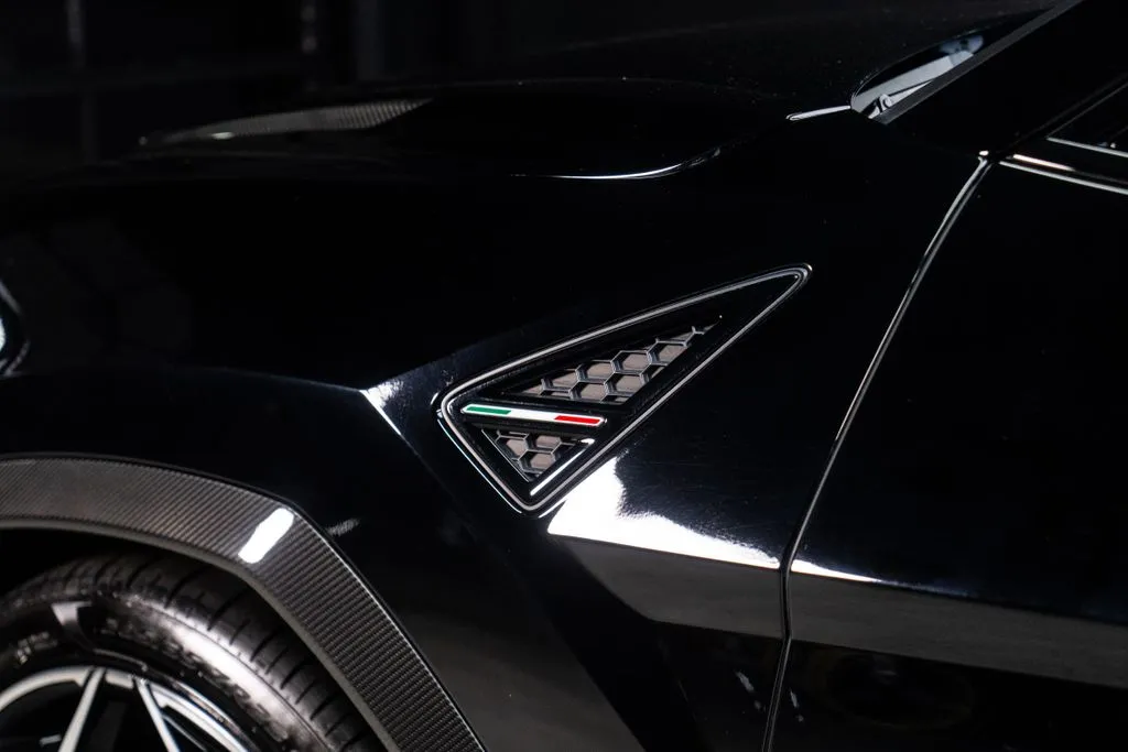 Lamborghini Urus photo 27