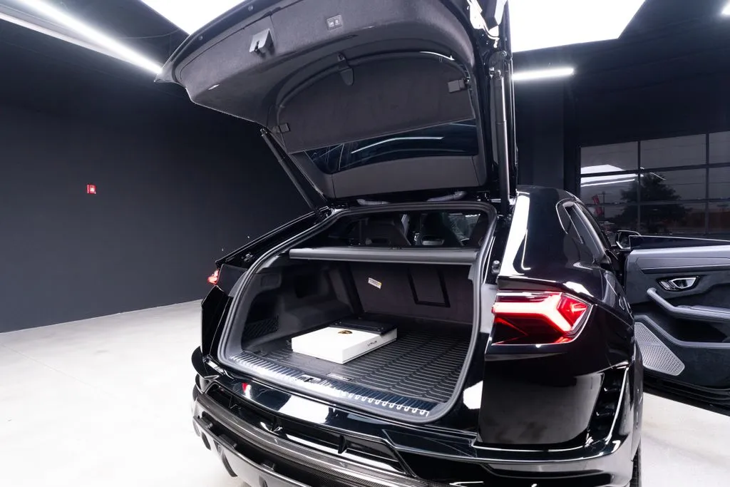 Lamborghini Urus photo 56