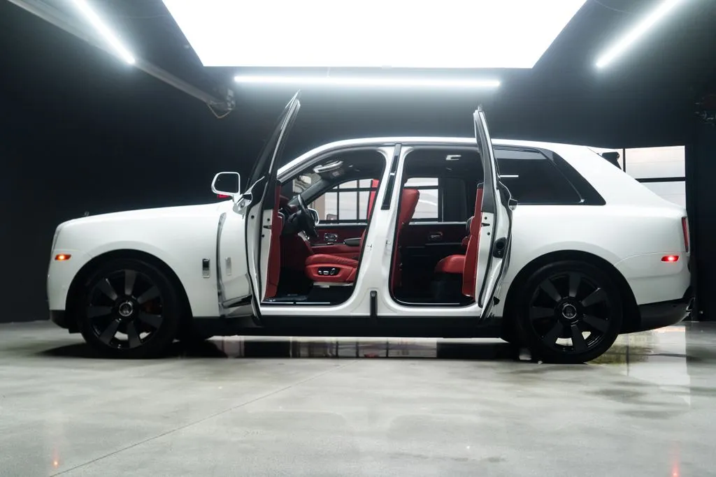 Rolls-Royce Cullinan photo 23