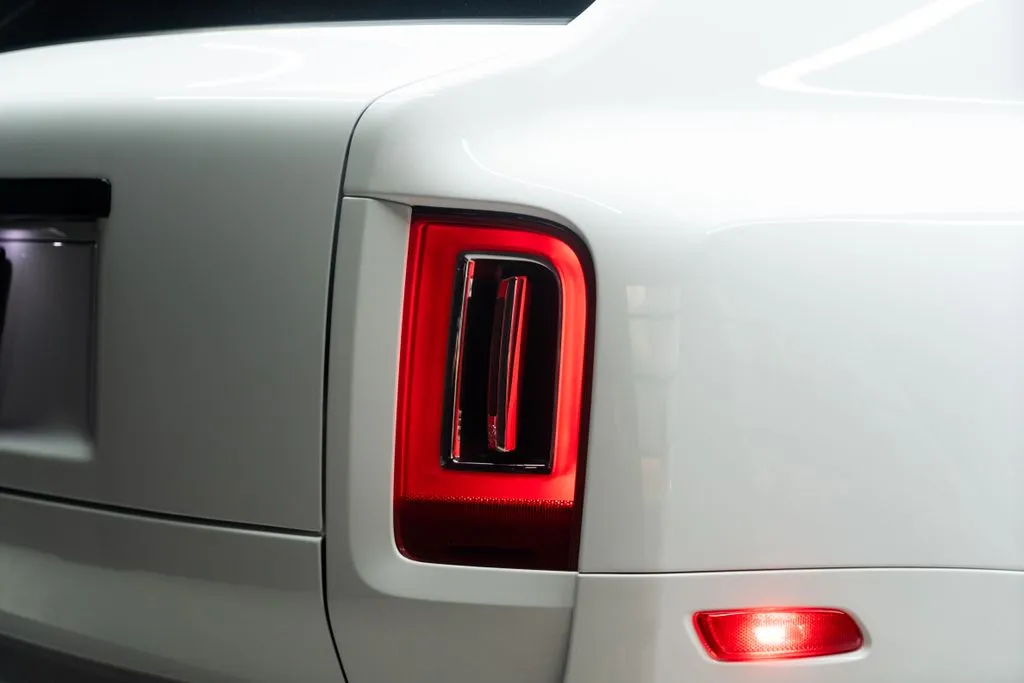 Rolls-Royce Cullinan photo 18