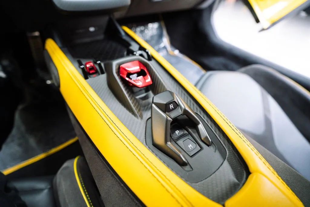 Lamborghini Revuelto photo 46