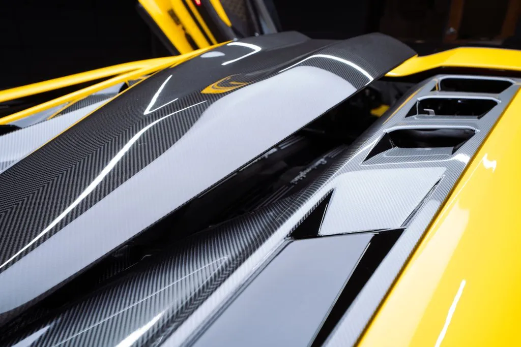 Lamborghini Revuelto photo 52