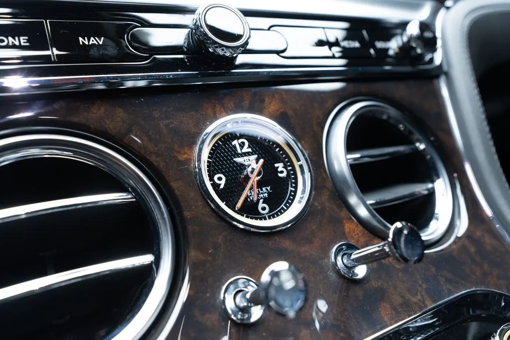 Bentley Continental photo 34