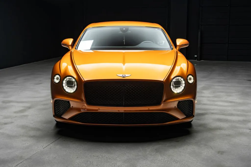 Bentley Continental photo 4