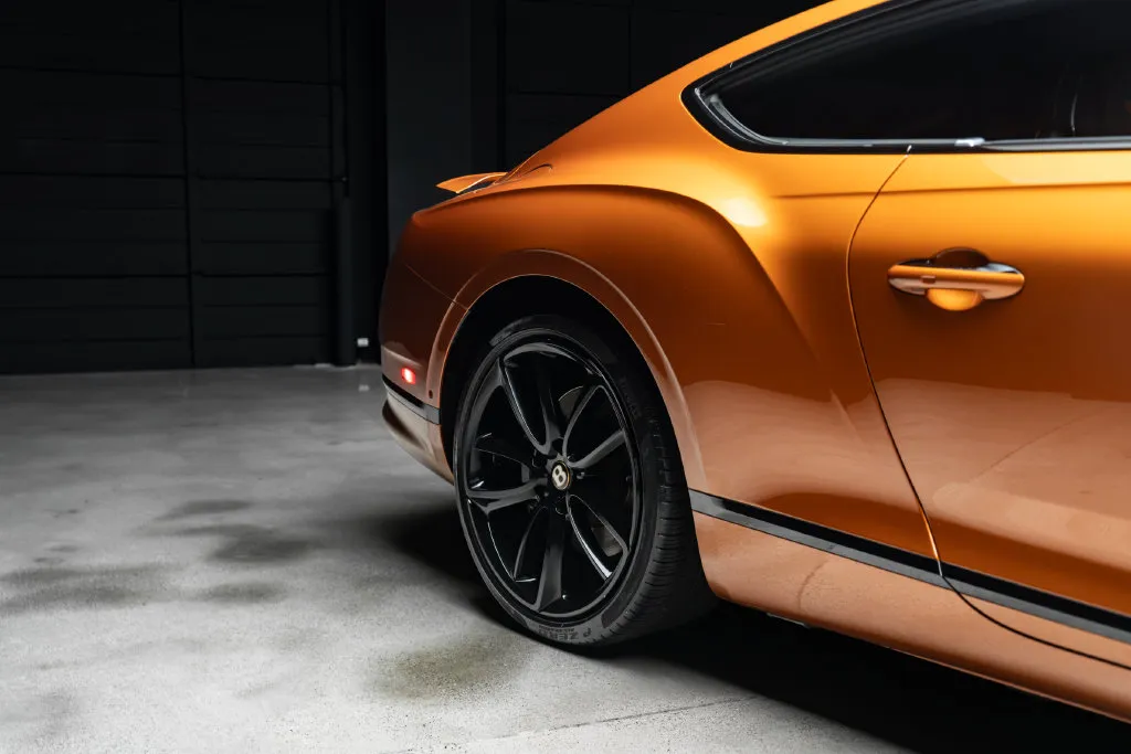 Bentley Continental photo 12