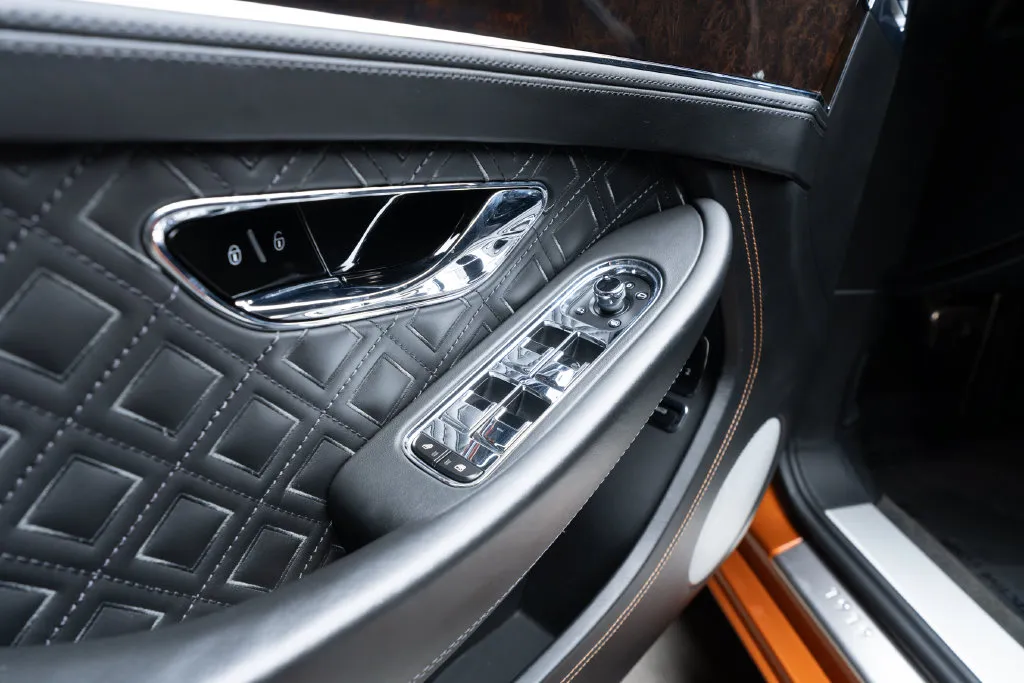 Bentley Continental photo 23