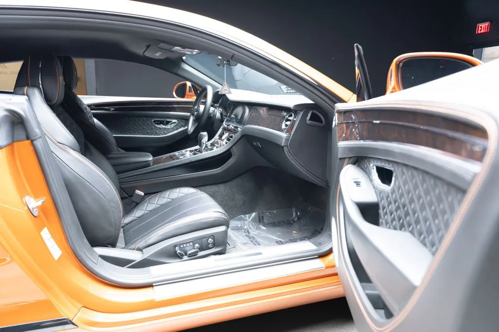 Bentley Continental photo 39