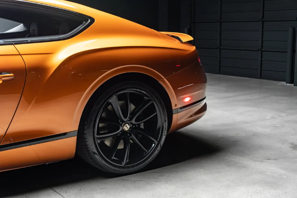 Bentley Continental photo 18