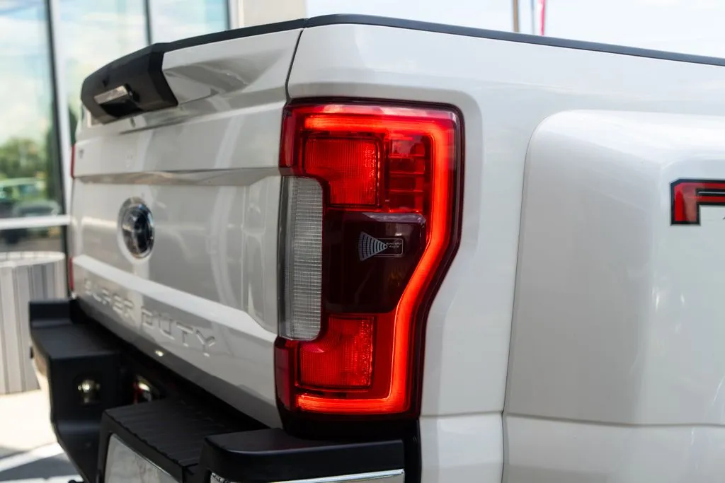 Ford F-350SD photo 16