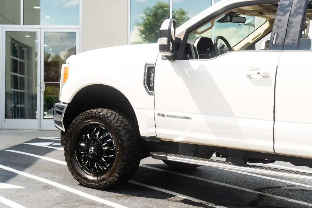 Ford F-350SD photo 21