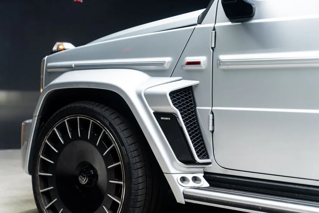 Mercedes-Benz G-Class photo 35