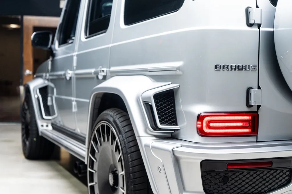 Mercedes-Benz G-Class photo 33