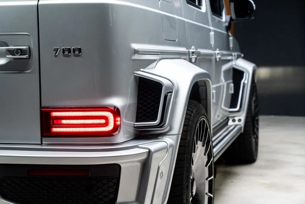 Mercedes-Benz G-Class photo 26