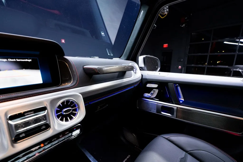 Mercedes-Benz G-Class photo 57