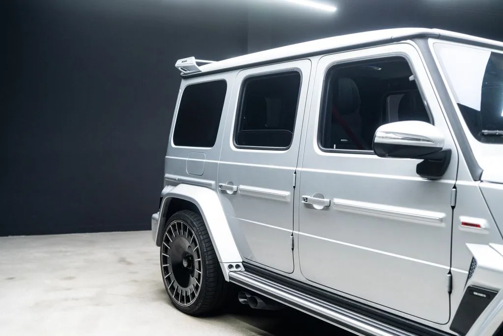Mercedes-Benz G-Class photo 23