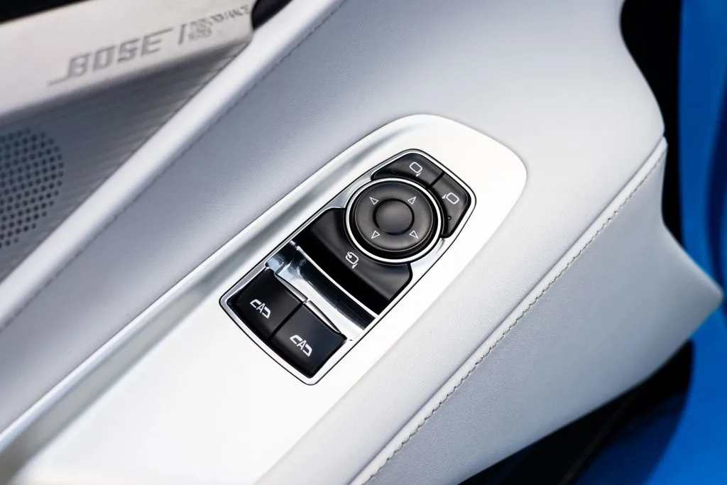 Chevrolet Corvette photo 21