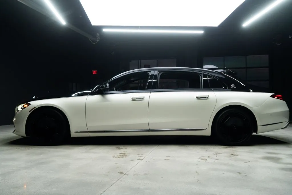 Mercedes-Benz S-Class photo 22