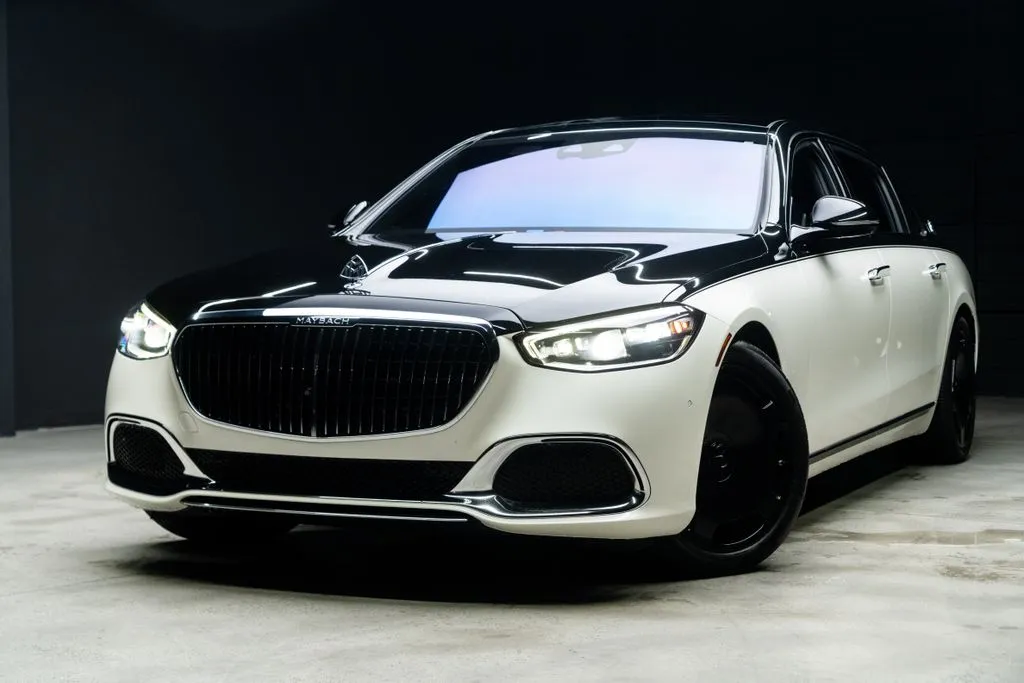 Mercedes-Benz S-Class photo 2