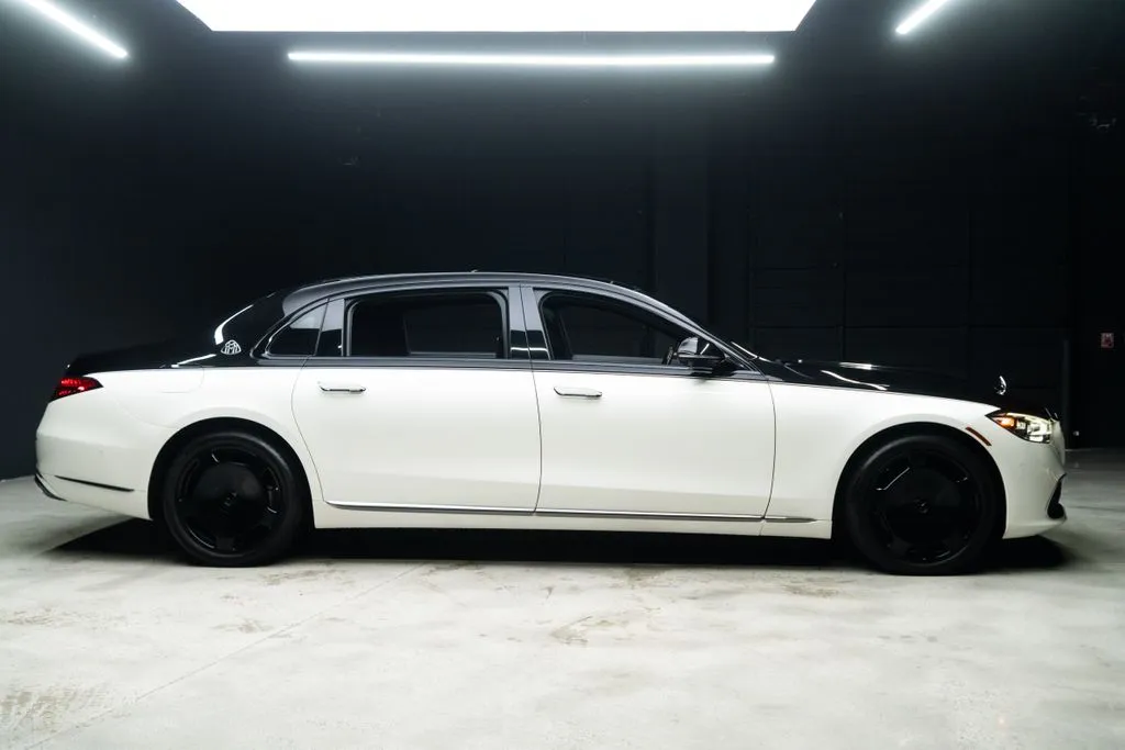 Mercedes-Benz S-Class photo 10
