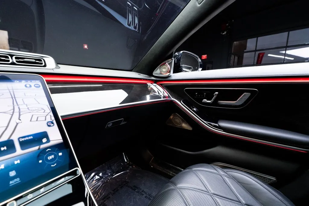 Mercedes-Benz S-Class photo 41