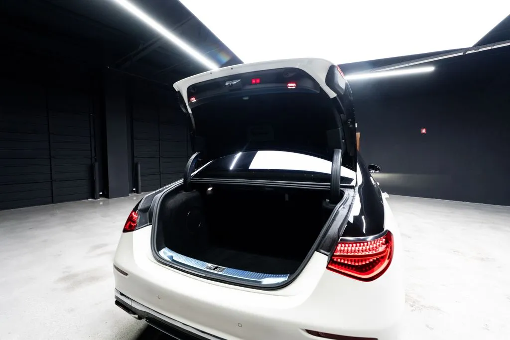 Mercedes-Benz S-Class photo 54
