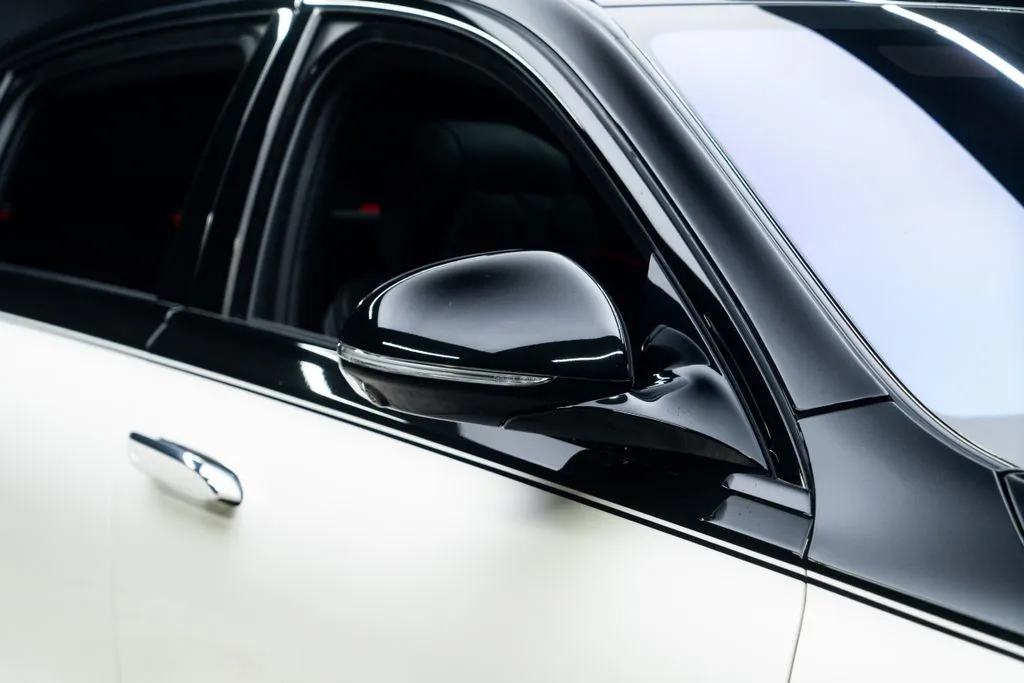 Mercedes-Benz S-Class photo 13