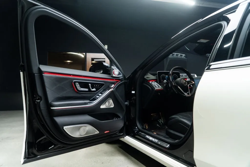 Mercedes-Benz S-Class photo 25