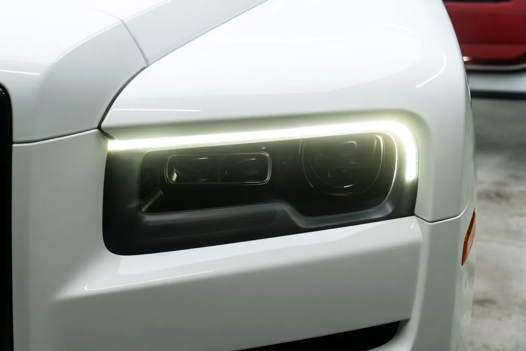 Rolls-Royce Cullinan photo 6