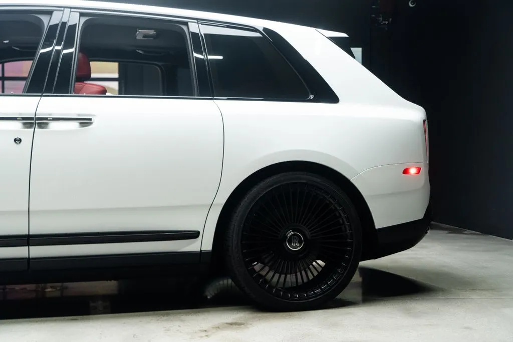 Rolls-Royce Cullinan photo 23