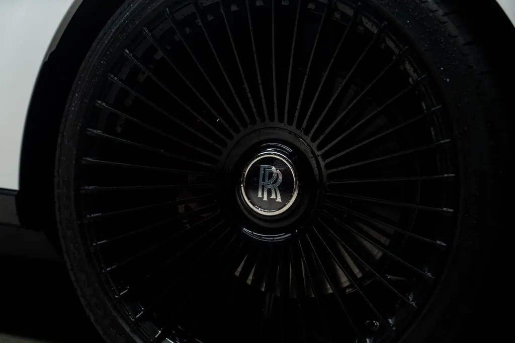 Rolls-Royce Cullinan photo 13