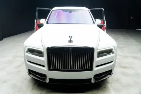 More photos of 2023 Rolls-Royce Cullinan Black Badge at Atlanta Autos, GA