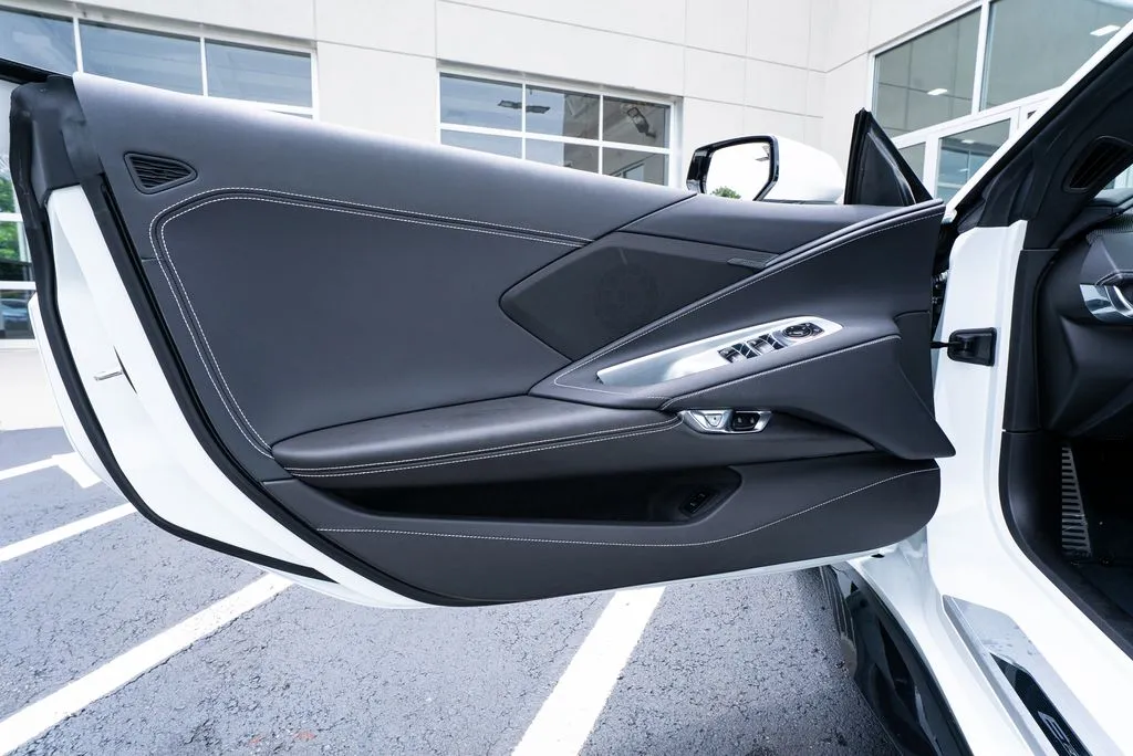 Chevrolet Corvette photo 30