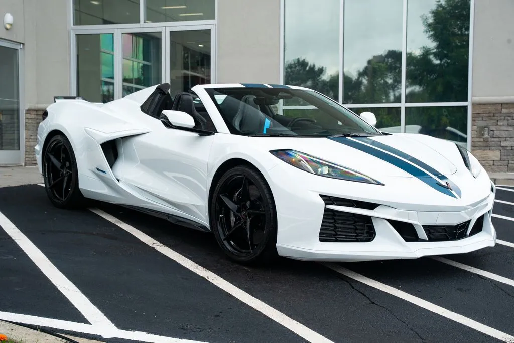 Chevrolet Corvette photo 8