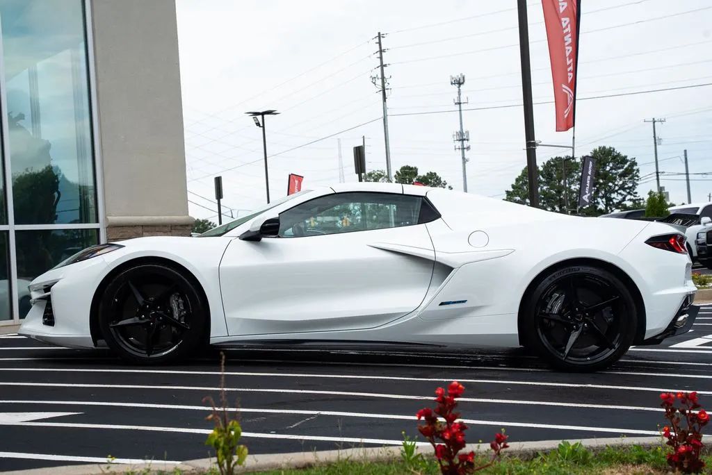 Chevrolet Corvette photo 24