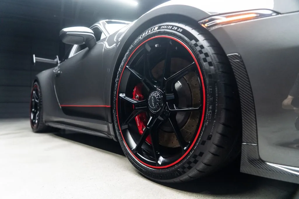 Porsche 911 photo 13