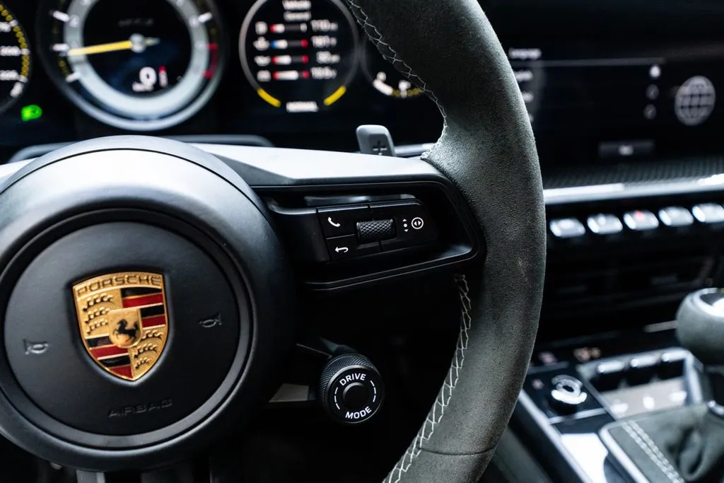 Porsche 911 photo 39