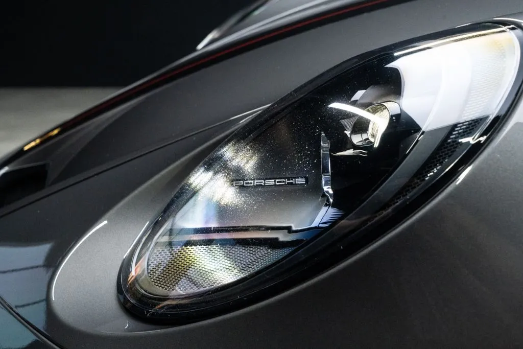 Porsche 911 photo 5