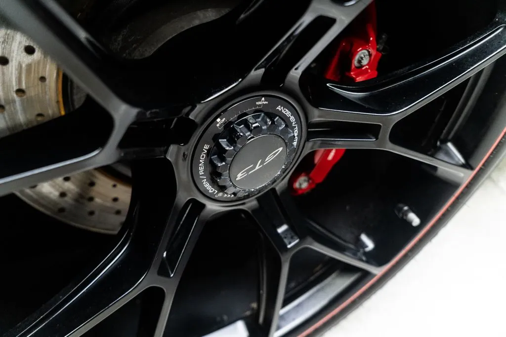 Porsche 911 photo 18