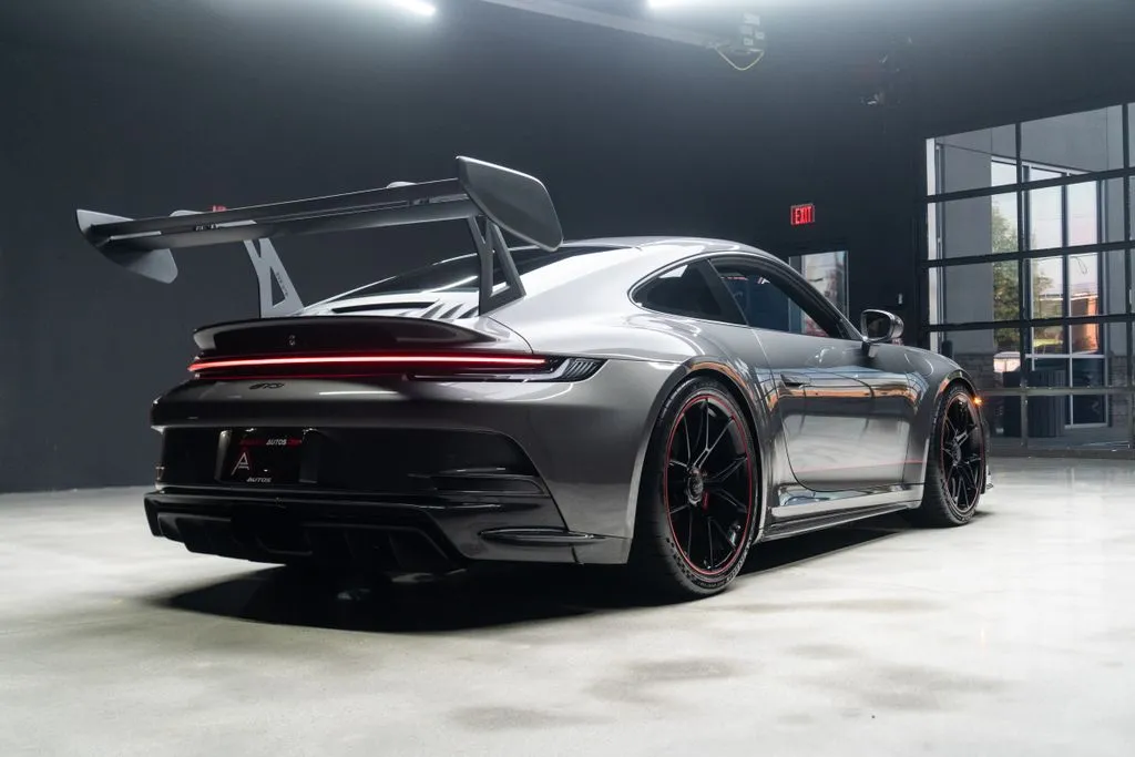 Porsche 911 photo 21