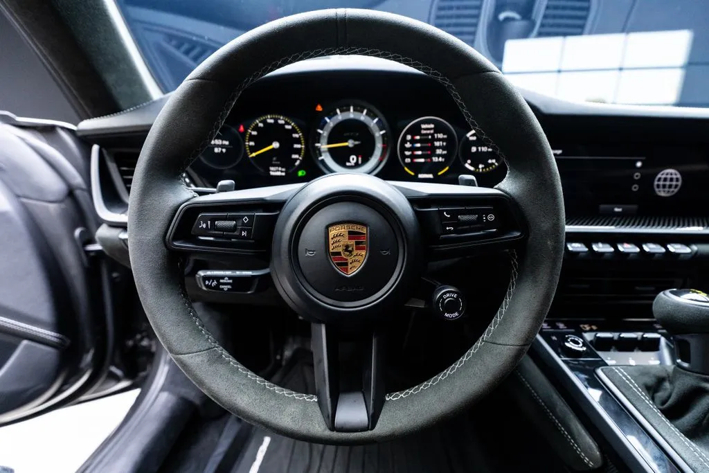 Porsche 911 photo 37