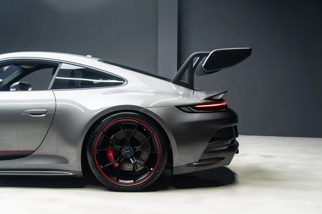 Porsche 911 photo 29