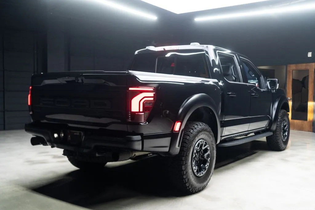 Ford F-150 photo 16