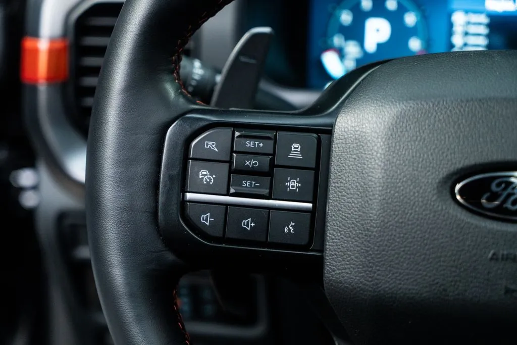 Ford F-150 photo 36