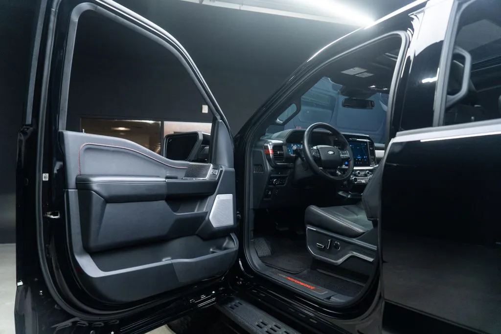 Ford F-150 photo 27