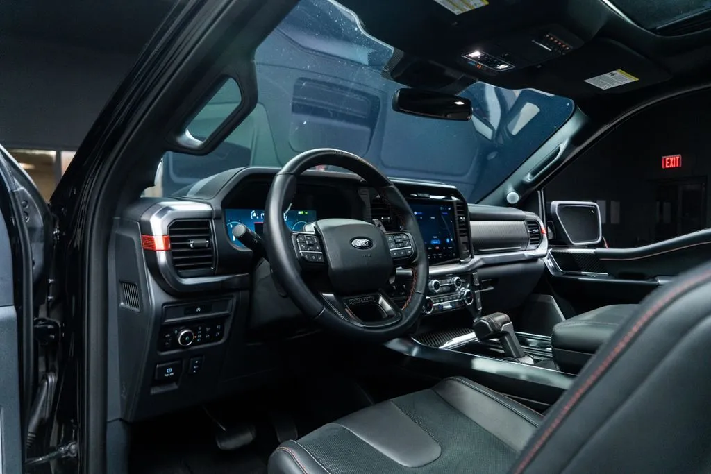 Ford F-150 photo 34