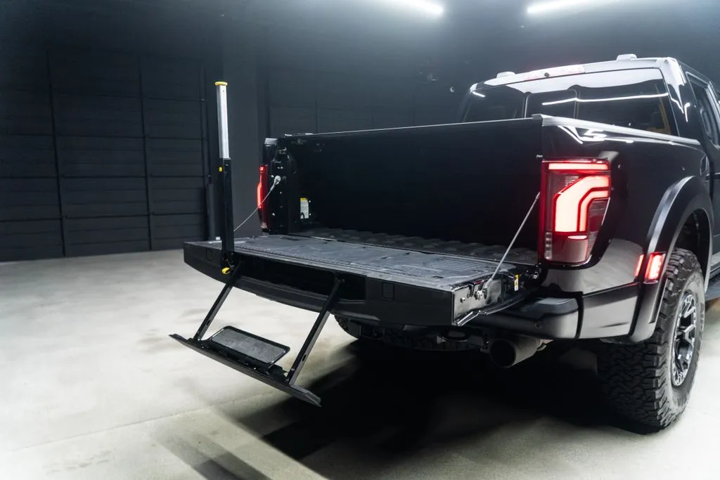 Ford F-150 photo 21