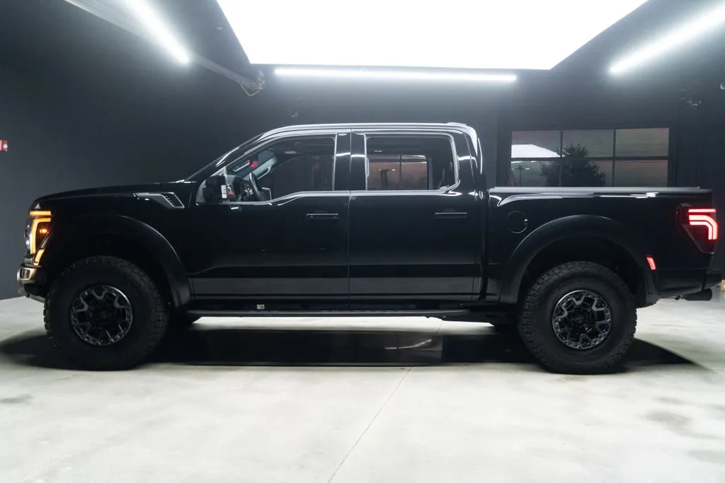 Ford F-150 photo 24