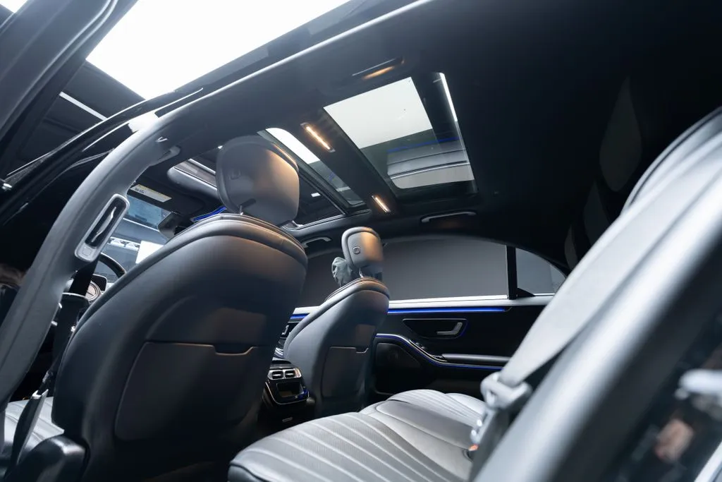 Mercedes-Benz S-Class photo 50