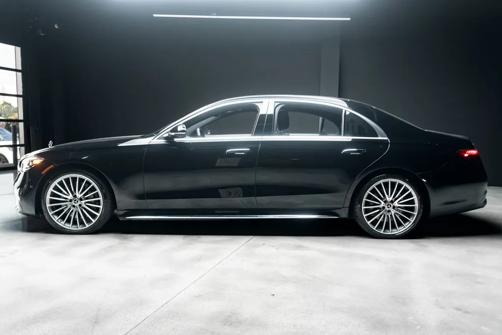 Mercedes-Benz S-Class photo 23