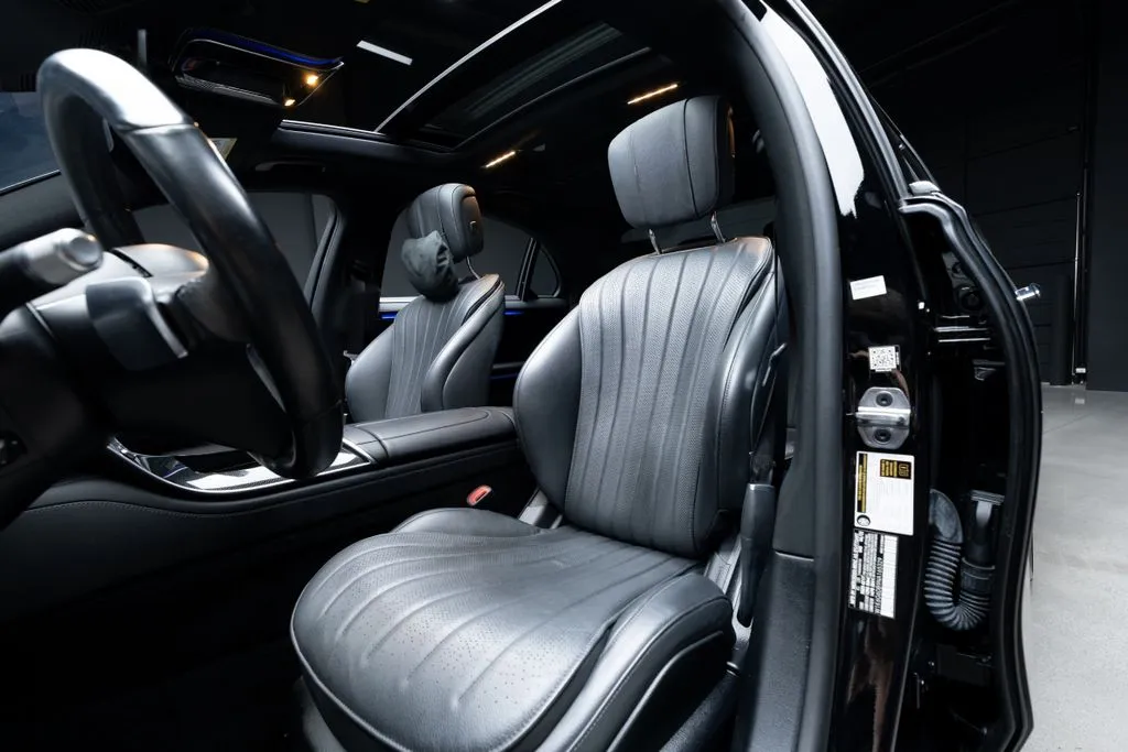 Mercedes-Benz S-Class photo 40